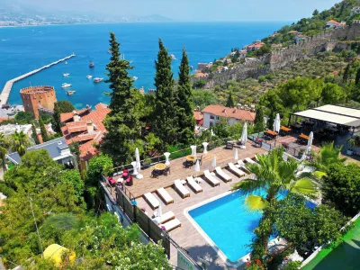 Castle Boutique Hotel Alanya Hotels near Alanya Feneri Kıyı Emn. Ve Gemi Kurt. İşl. Gn. Müdürlüğü
