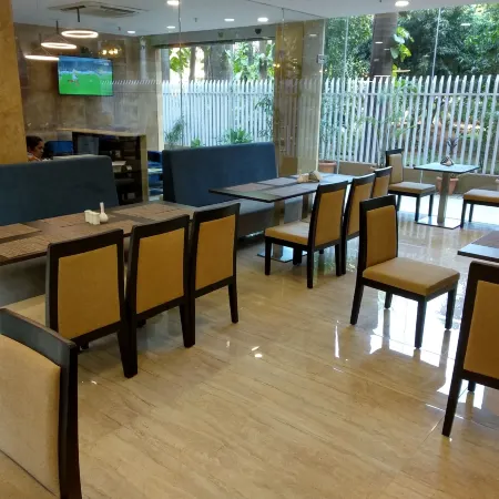 Hotel Mumbai House Andheri East, Mumbai
