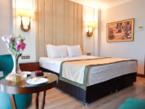 Golden Lake Hotel Turgut Özal 2 Nolu Park yakınındaki oteller