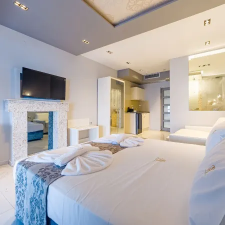 Alpha Luxury Suites