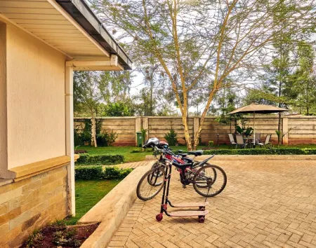 The Cottage Residence Karen Отели рядом с достопримечательностью «Шелдрик Уайлдлайф Траст Нерсери»