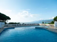 Hotel Le Bellevue - Pools