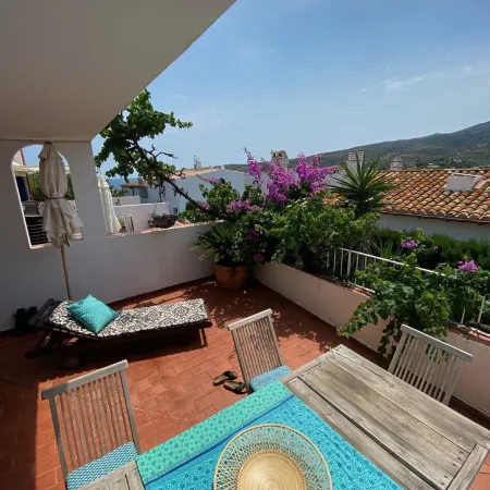 Designer house with parking and panoramic views