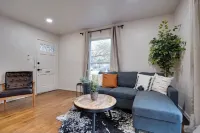 Cozy Home in Arlington Heights Close to TCU and Dickeys Arena
