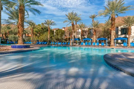 Scenic Mountain Views and Private Patio - Charming Villa Retreat Отели рядом с достопримечательностью «Библиотека Ла Куинта»