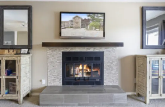 Spacious Deck and Breathtaking Views - Stunning Serene Retreat