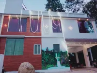 White Housse Inn