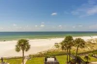 Beach Views and Spacious Living - Charming Coastal Haven
