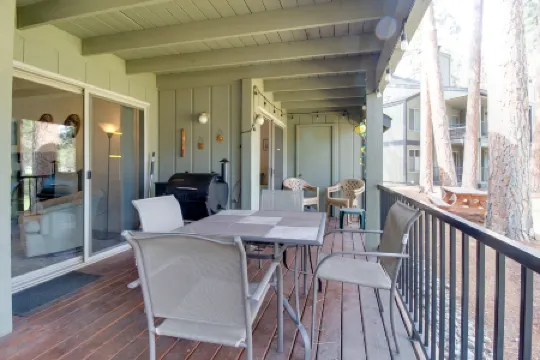 Community Pool and Hot Tub - Charming Cozy Getaway