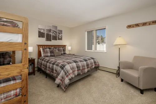 Cozy Retreat with Mountain Views and Clubhouse Access - Inviting Haven Hotels in Tabernash