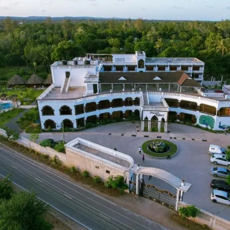 White Peacock Resort Mtwapa