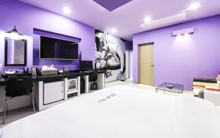 Hotel to You Отели рядом со станцией Mokpo Station