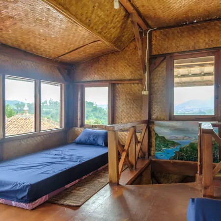 Hilltop Camp, Lembang