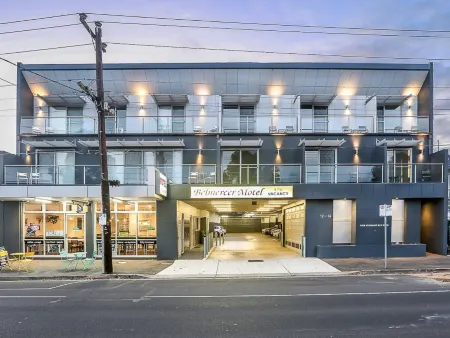 Belmercer Motel Отели рядом с достопримечательностью «Ярраби Нейтив Гарден»