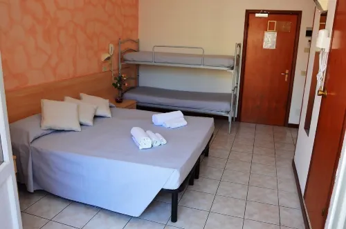 Hotel Jolanda