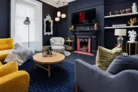Luxurious 4 Bed House - Sleeps 8