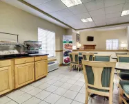 Columbia Inn & Suites Hotels in Columbia