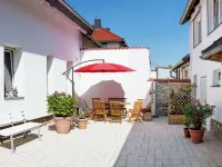 Geraumiger Aufenthalt Auf Mehreren Ebenen Hotels in Thale