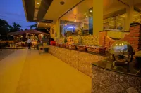 Alcove Resort Vagator - breakfast