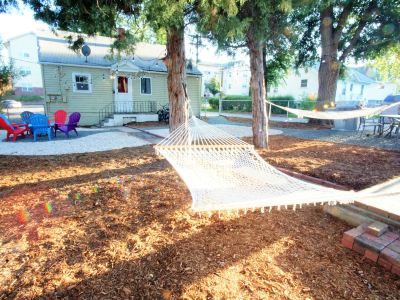 Charming Bungalow Next to Unc - Free Cruiser Bikes!
