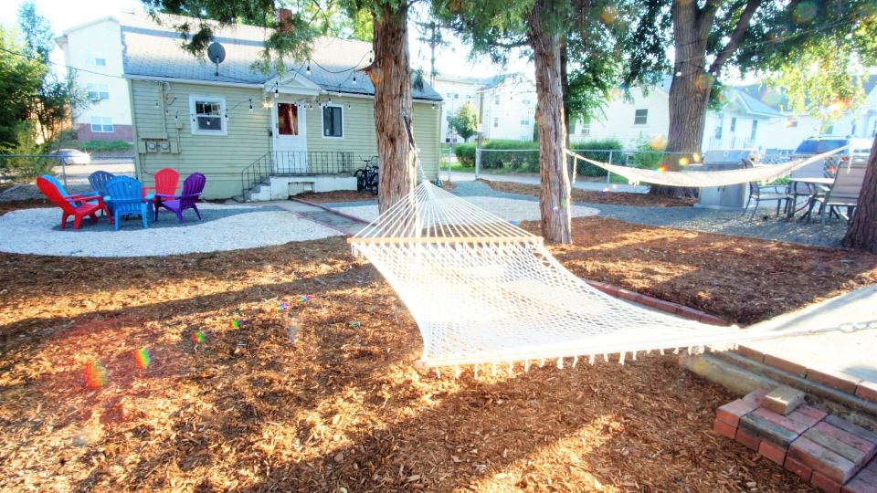 Charming Bungalow Next to Unc - Free Cruiser Bikes!