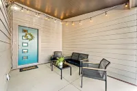 Stylish Music-Inspired Retreat Near Old Town FC - Homestays