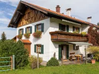 Alpenapartment Mit Garten Hotels in Halblech