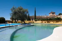Habitaciones Turisticas Las Brisas Hotels in Valencina de la Concepcion