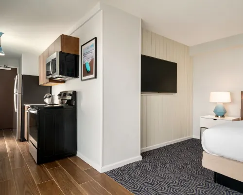 DoubleTree by Hilton Ocean City Oceanfront Rooms Photos