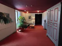 Le Bon Geours Hotels in Riviere-Saas-et-Gourby