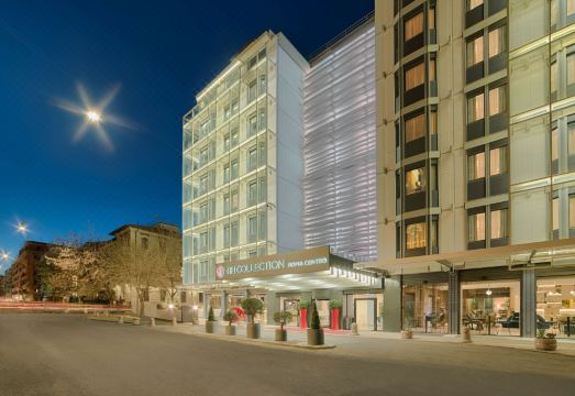 NH 컬렉션 로마 센트로의 모던한 객실 내부