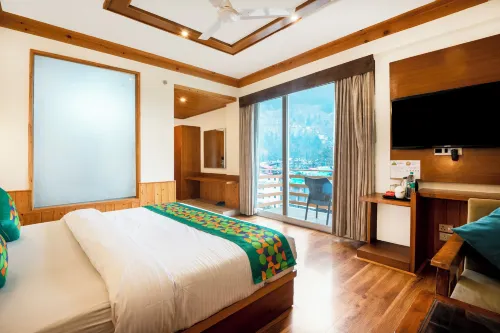 Treebo Premium Sattva with Mountain View Hotel a Manali