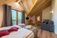 Tevini Dolomites Charming Hotel Các khách sạn ở Peio