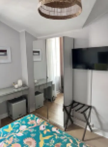 Hôtel Eden - la Baigneuse Hotels in Juan-les-Pins