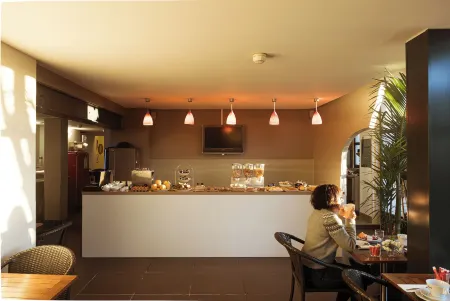 Les Jardins du Canal Piscine Chauffée