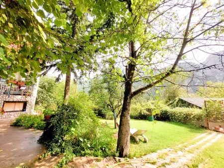 Apt - Sleeps 2 - Balcony - Pets Ok