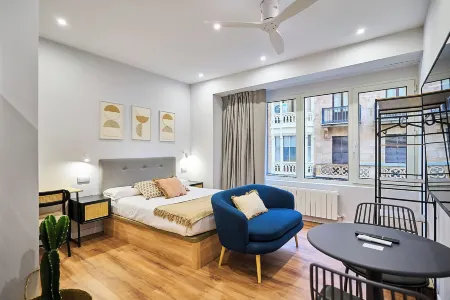 Apartamentos Esperanza by gaiarooms