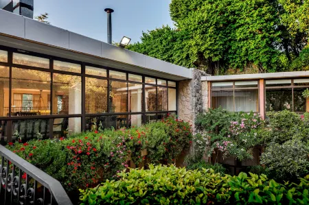 Hacienda Forest View Hotel Отели в г. Пкиин