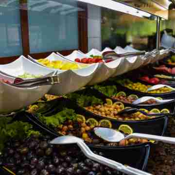 Flora Uzungöl Resort Hotel Dining/Meeting Rooms