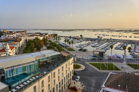 Occidental Faro Hotels near Arco da Vila Interpretative Center