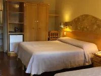 Hotel Vovó Carolina Hotels in der Nähe von Rua Coberta