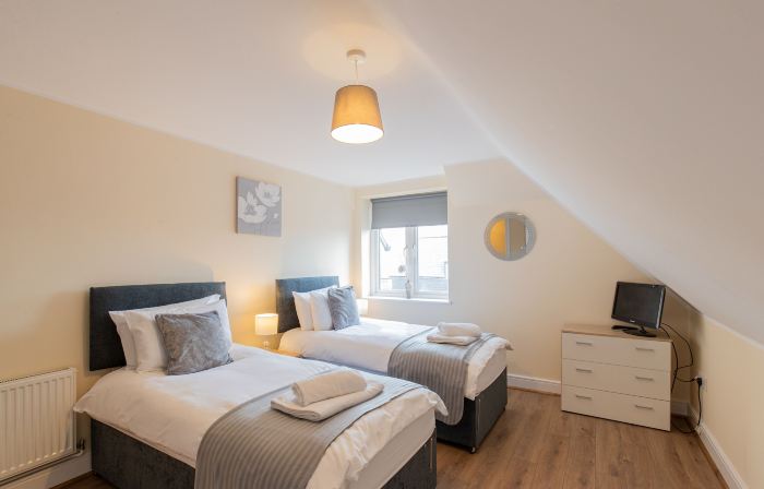 2 Bedroom Penthouse, Clockhouse, Hoddessdon