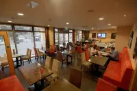 Belmore Court & Motel - breakfast