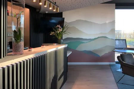 Hôtel Akena Troyes - la Chapelle St-Luc Отели в г. Ла-Ривьер-де-Кор