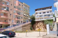 Murati Suites Sarandë Hotel a 