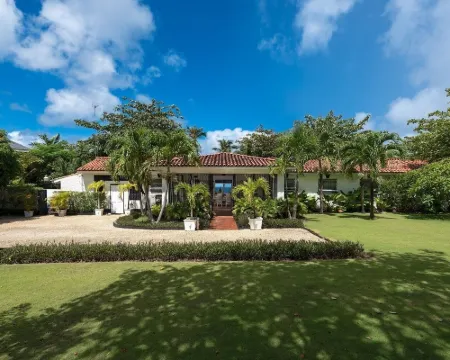 Freyers Well Bay House by Bluescape Hotels in Checker Hall