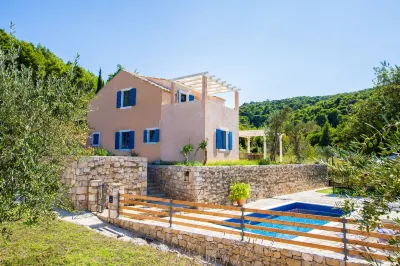 Villa Authentica