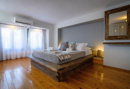 Cozy Residences in the center of Volissos Village - Lydia Lithos- - Housity