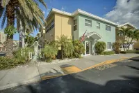 Barefoot Beach Resort