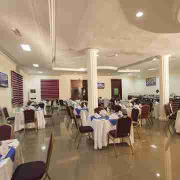Kingstel Hotel Dining/Meeting Rooms